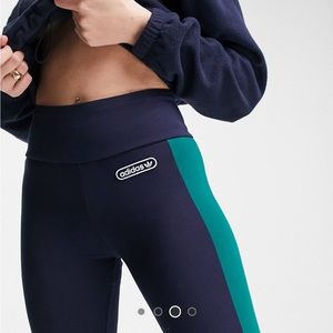 adidas Originals 'Retro Luxury' leggings in deep navy